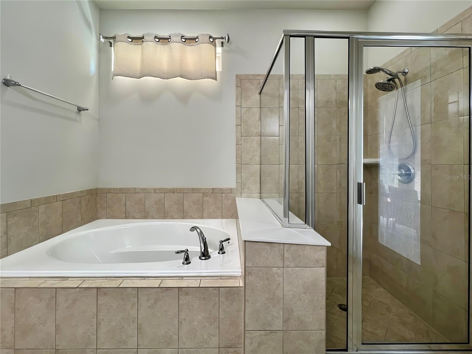 WINDSOR AT WESTSIDE PH 1 - Residential