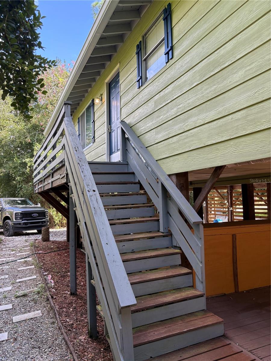 VERO LAKE ESTATES UNIT H-4 - Residential Lease