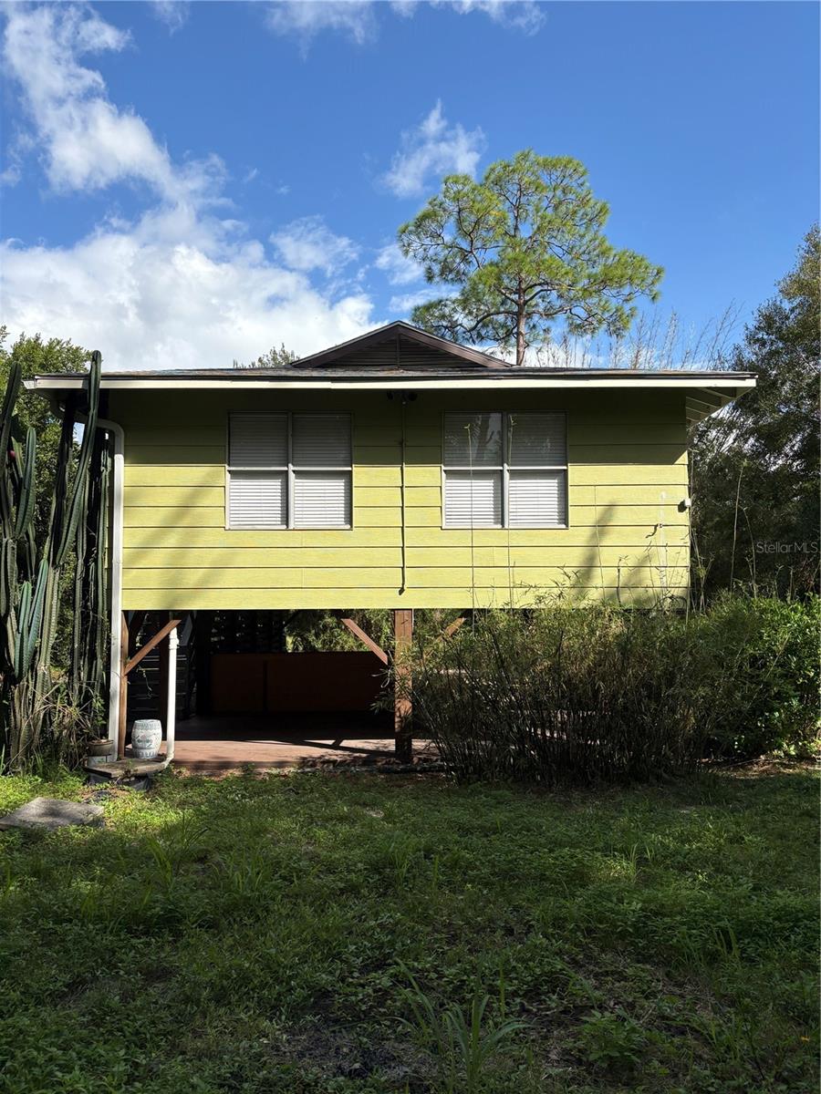 VERO LAKE ESTATES UNIT H-4 - Residential Lease