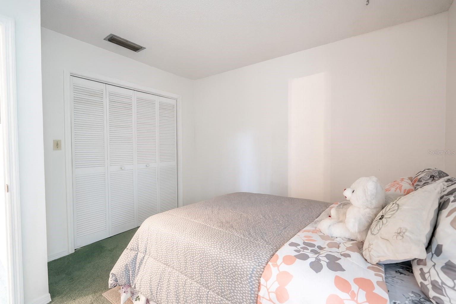 ERROL OAKS CONDO 01 - Residential