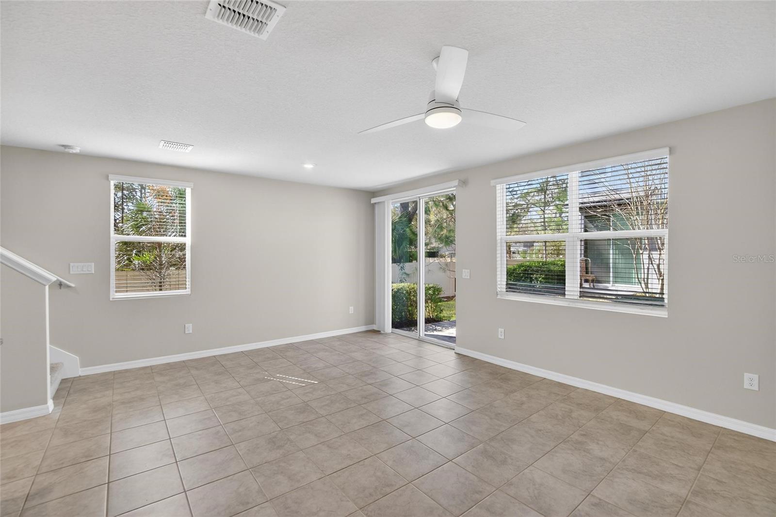 PRESTON OAKS TWNHMS - Residential