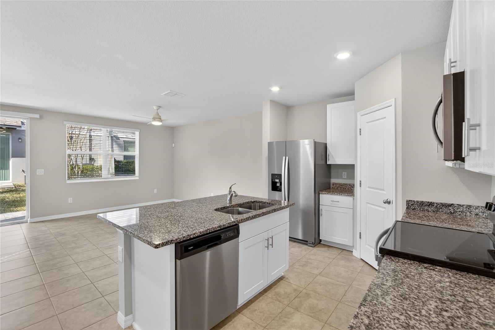 PRESTON OAKS TWNHMS - Residential