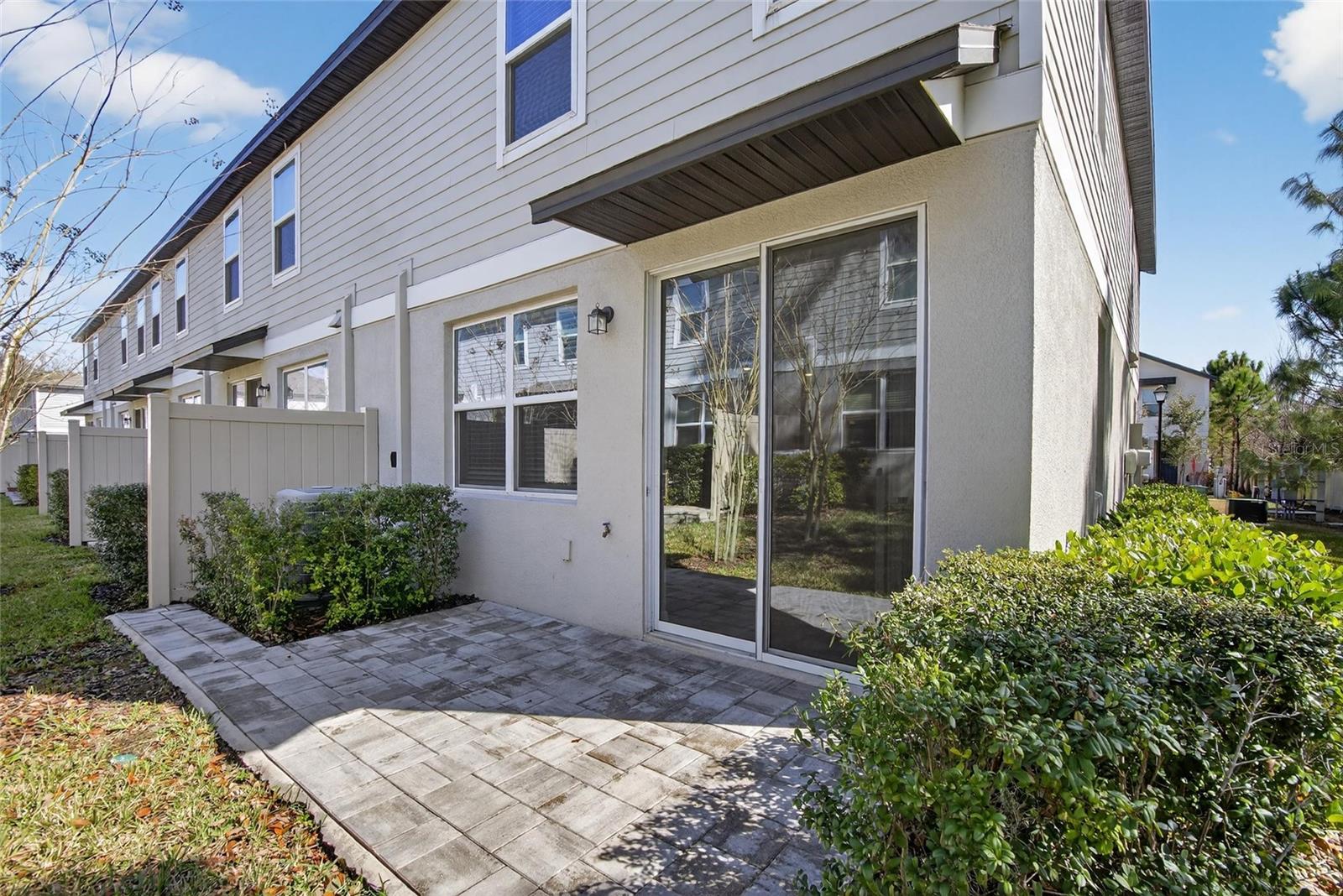 PRESTON OAKS TWNHMS - Residential