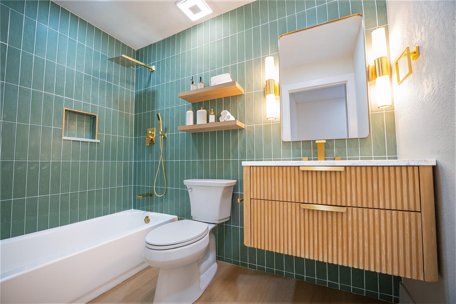 ITOPIA PRIVATE RESIDENCES CONDO - Residential