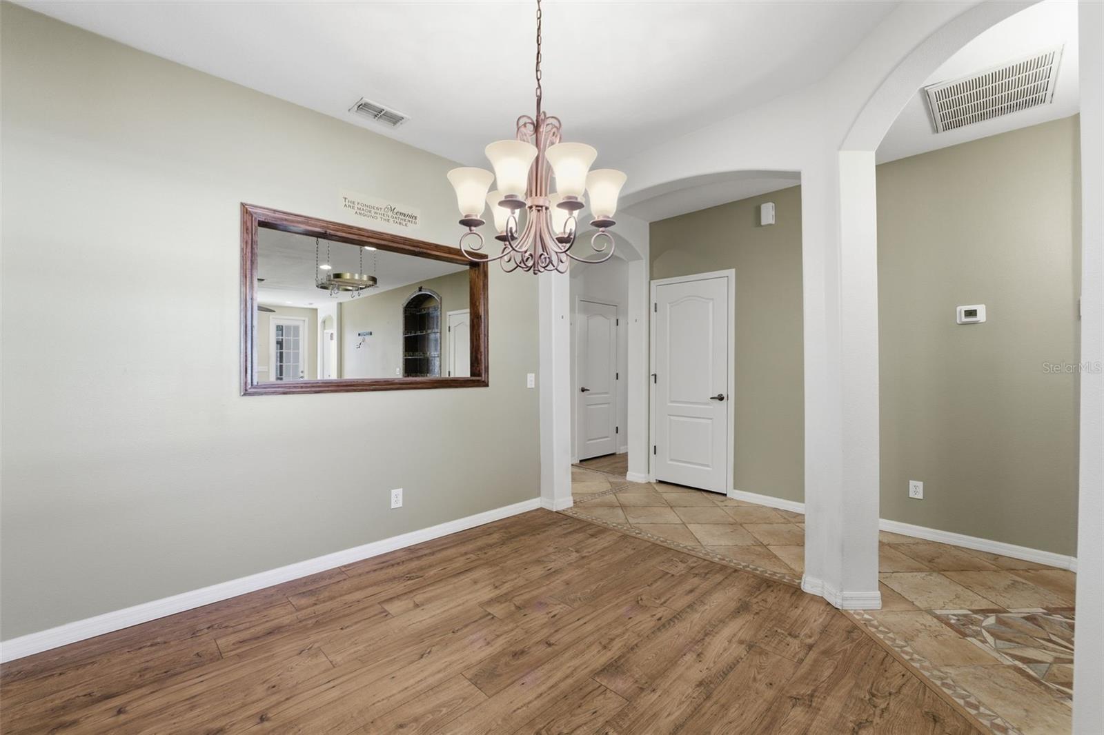 SPRING RIDGE - Residential