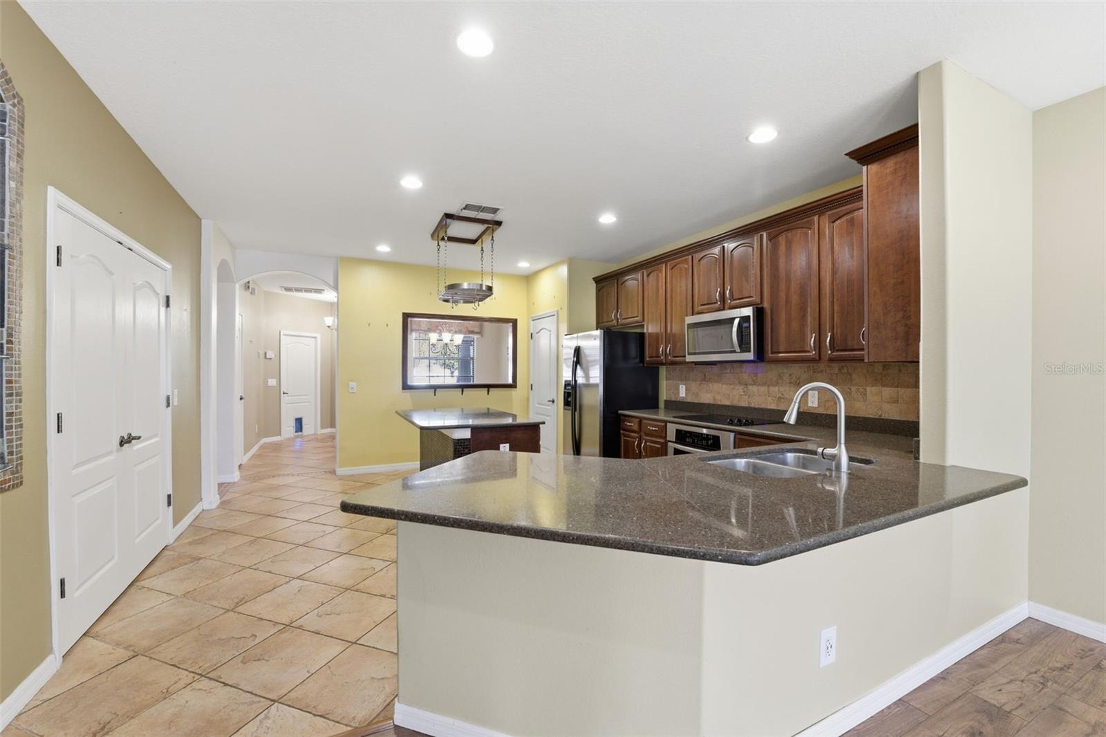 SPRING RIDGE - Residential