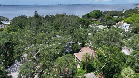 Photo of 875 Indian Beach Drive, Sarasota, FL 34234 (MLS # A4671568)