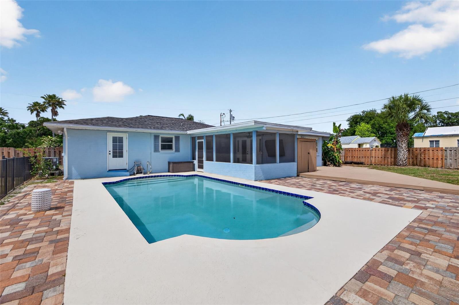 BEAUCLAIRE HIGHLANDS - Residential