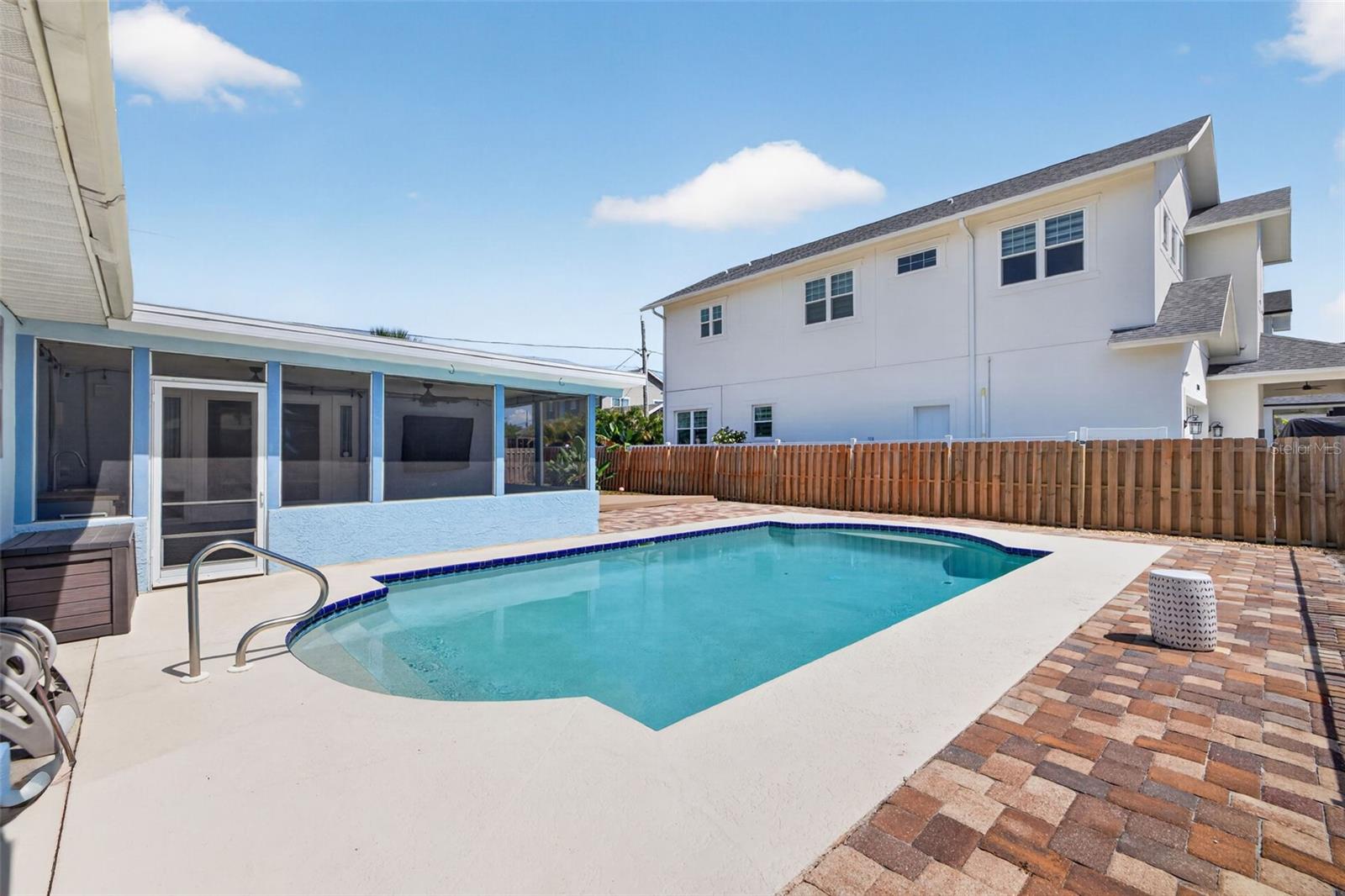 BEAUCLAIRE HIGHLANDS - Residential