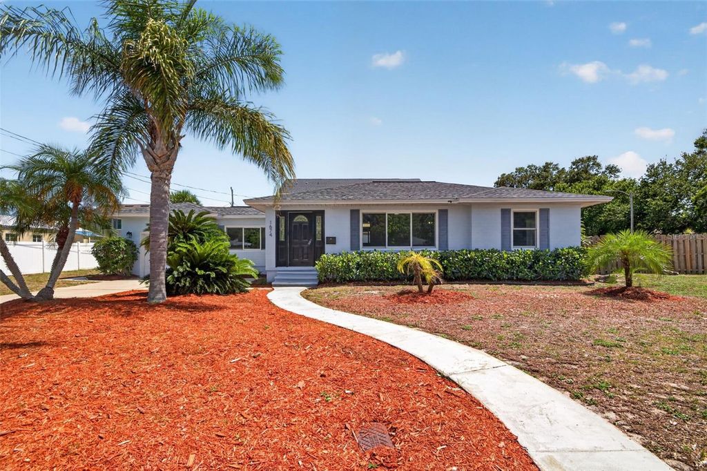 Photo of 1674 34th Avenue N, St Petersburg, FL 33713 (MLS # TB8505687)