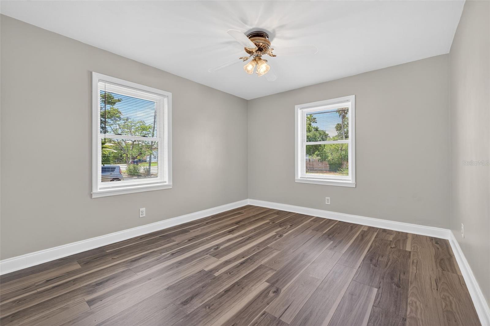 BEAUCLAIRE HIGHLANDS - Residential