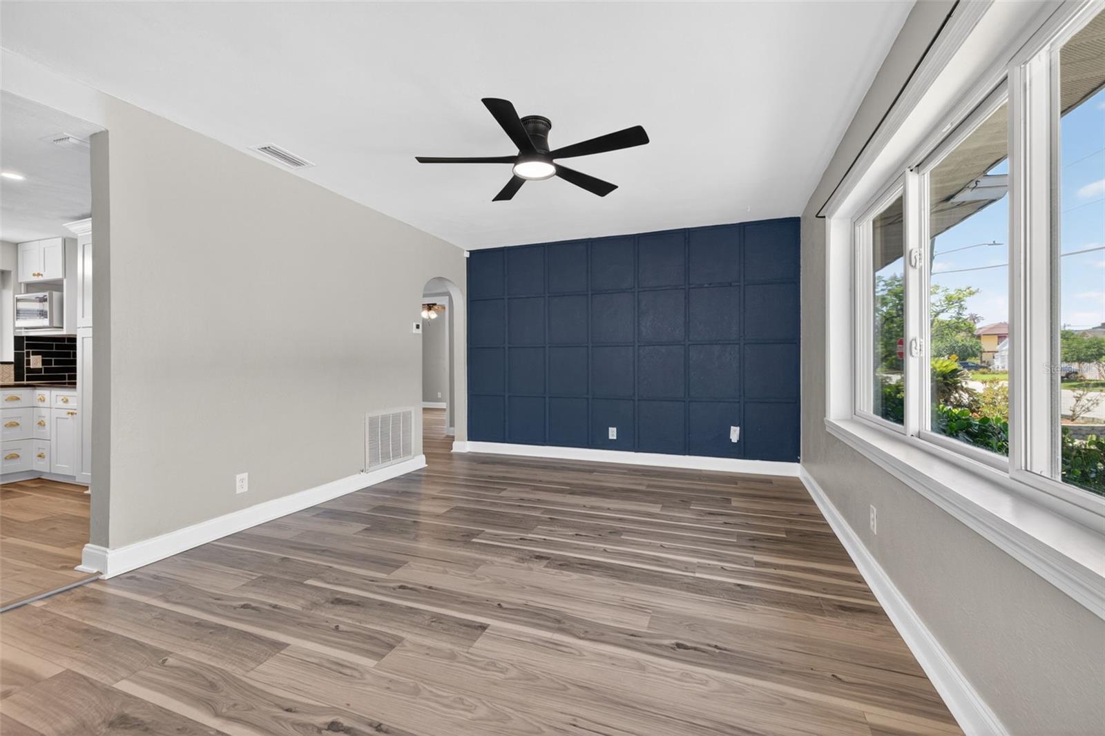 BEAUCLAIRE HIGHLANDS - Residential
