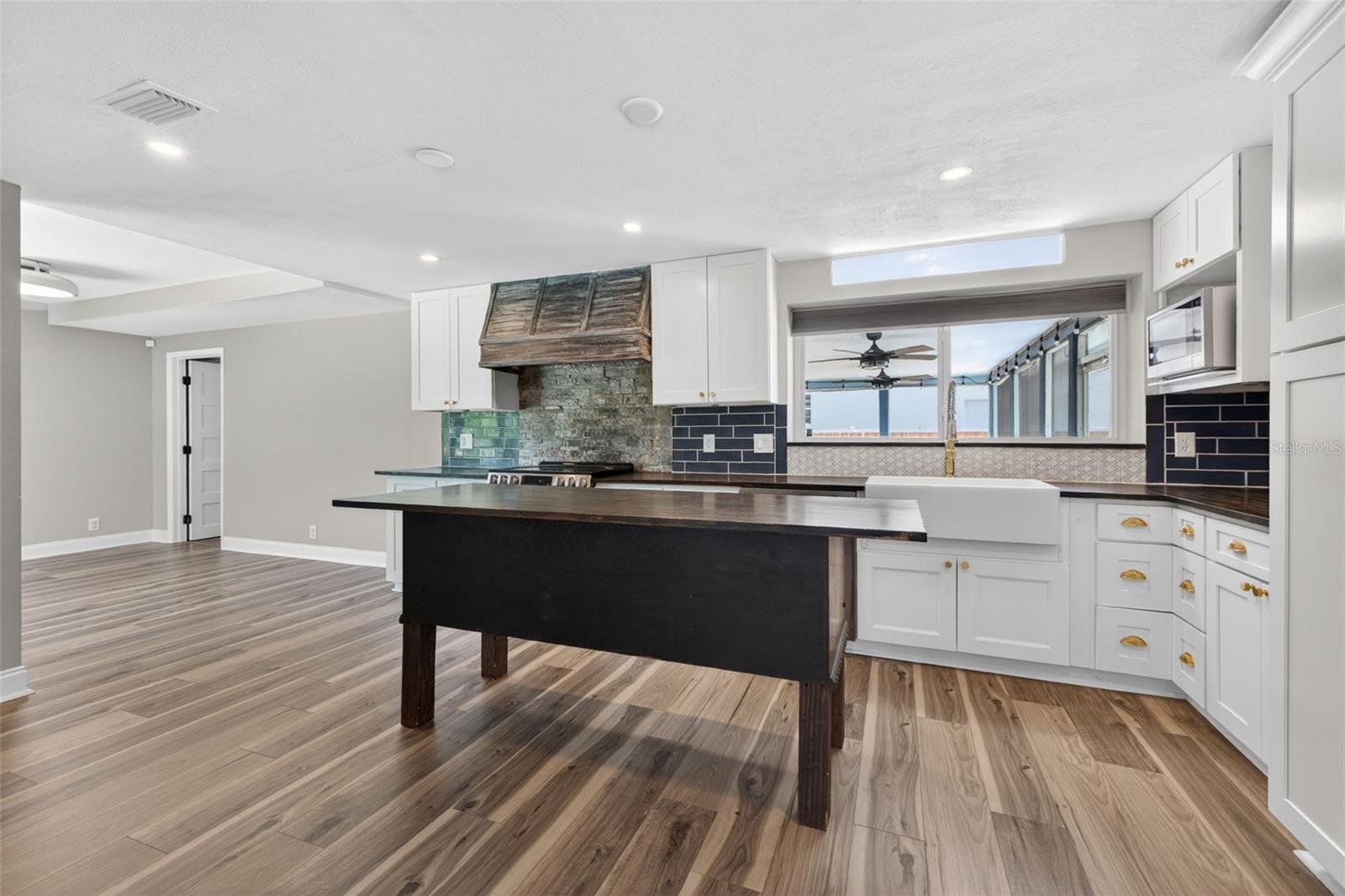 BEAUCLAIRE HIGHLANDS - Residential