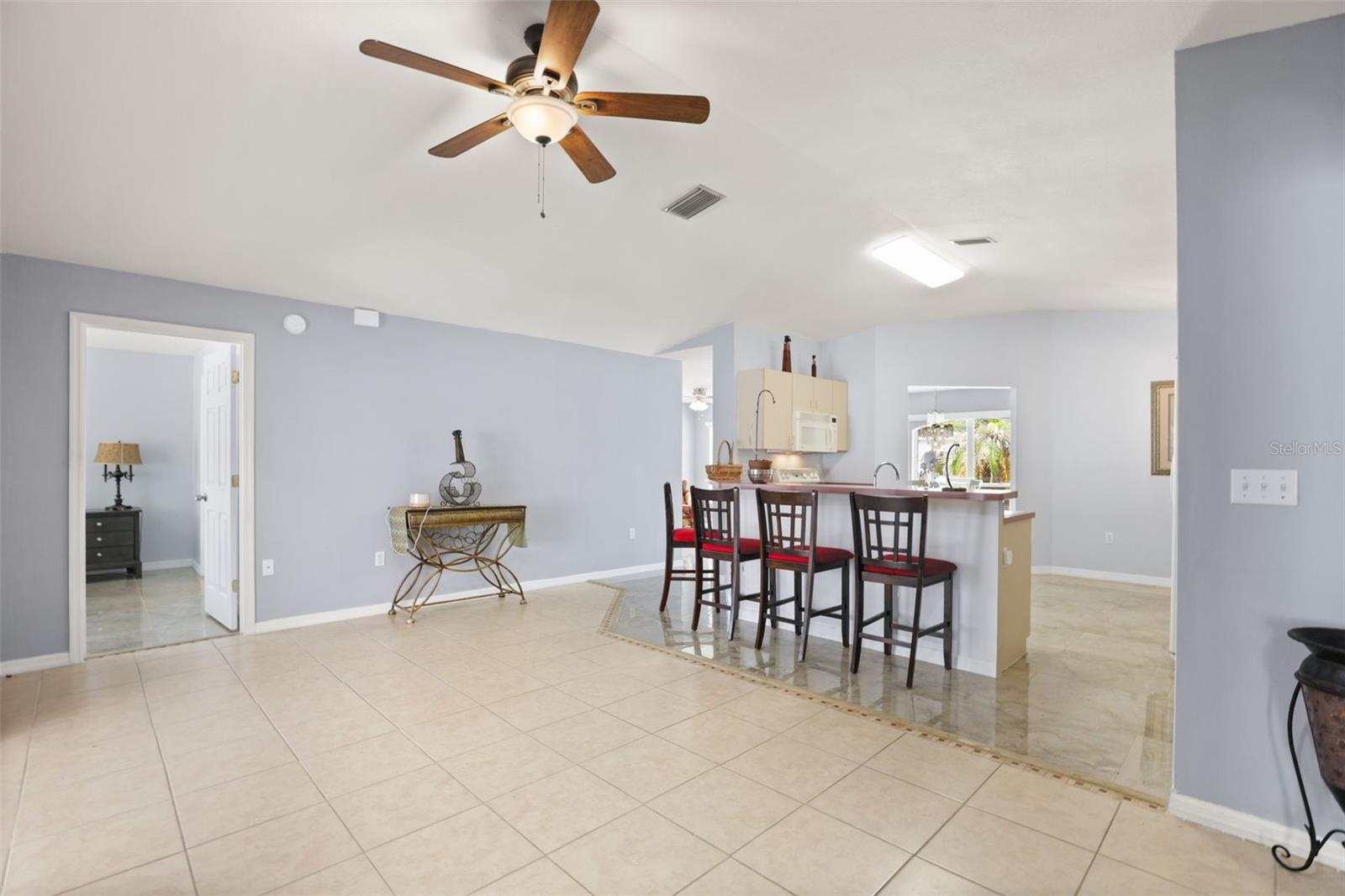 LAKE DAISY ESTATES - Residential