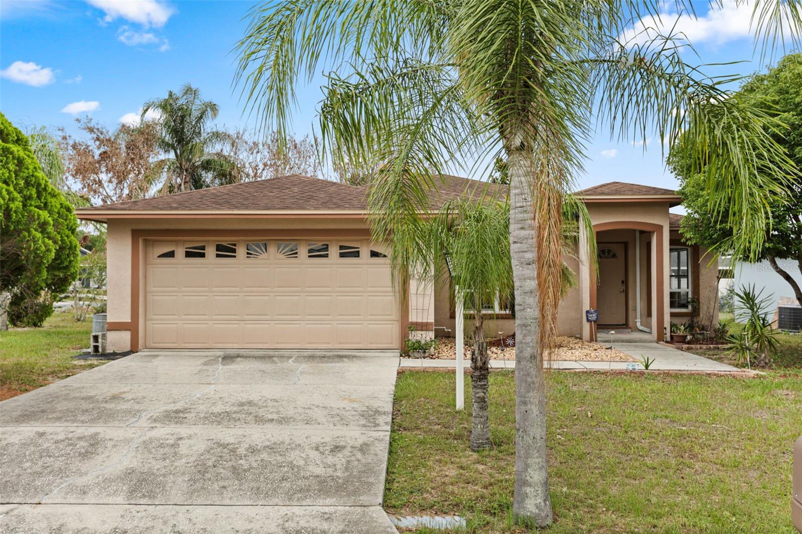 LAKE DAISY ESTATES - Residential
