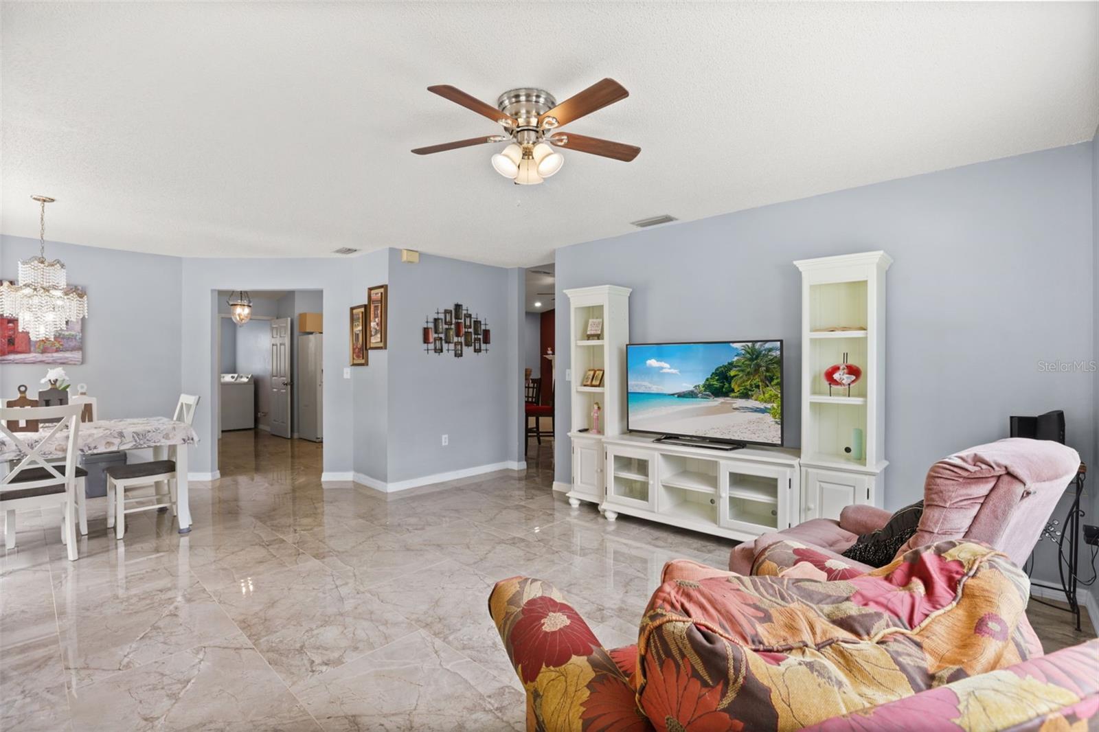 LAKE DAISY ESTATES - Residential