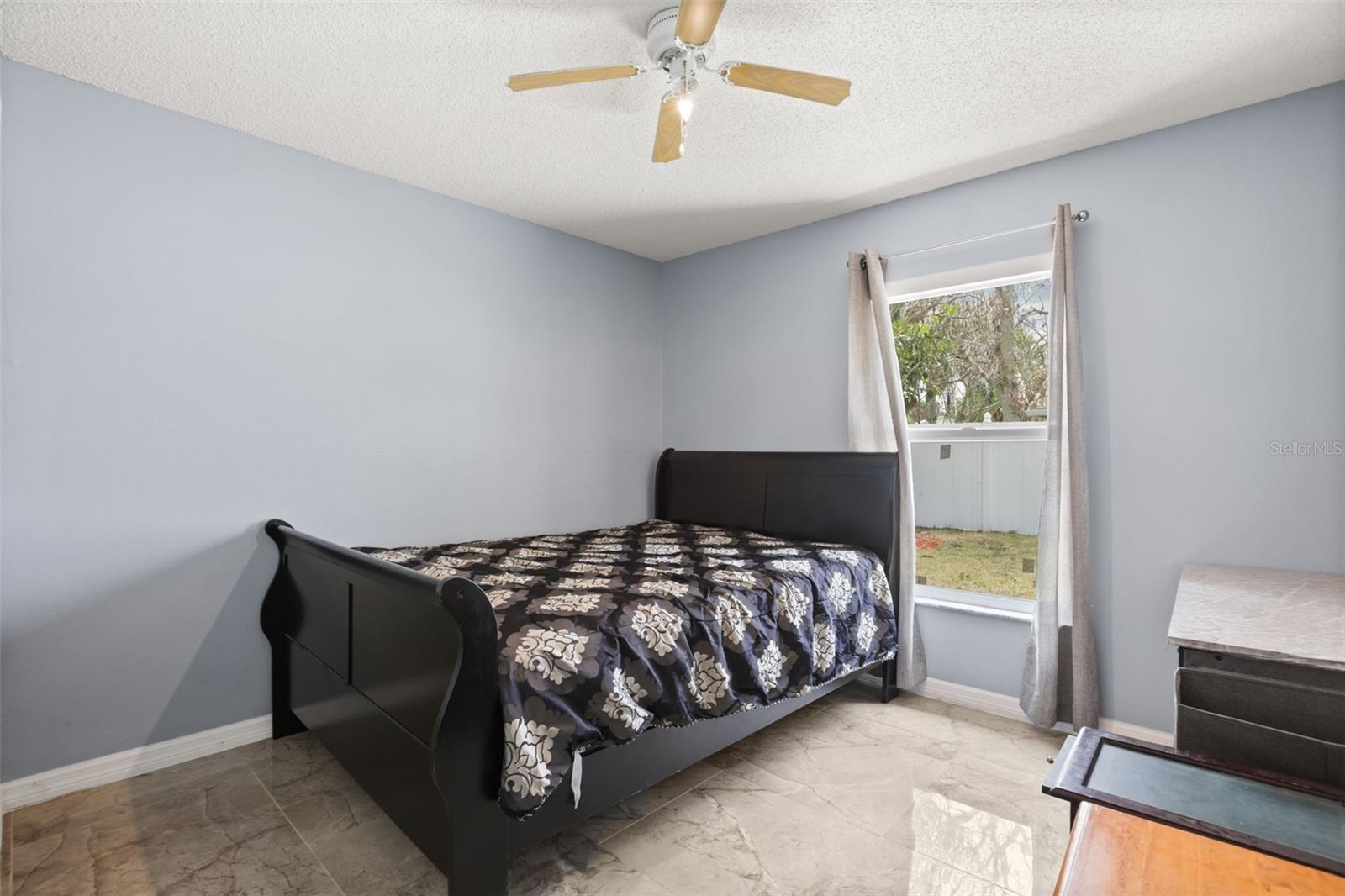 LAKE DAISY ESTATES - Residential