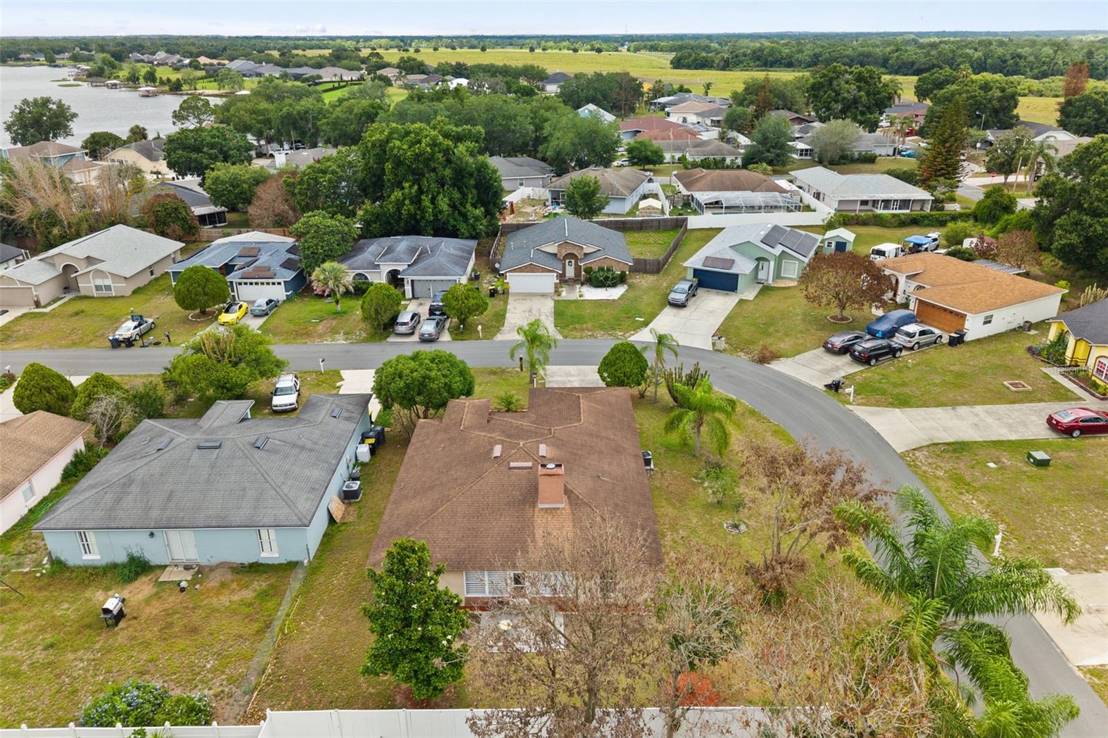 LAKE DAISY ESTATES - Residential