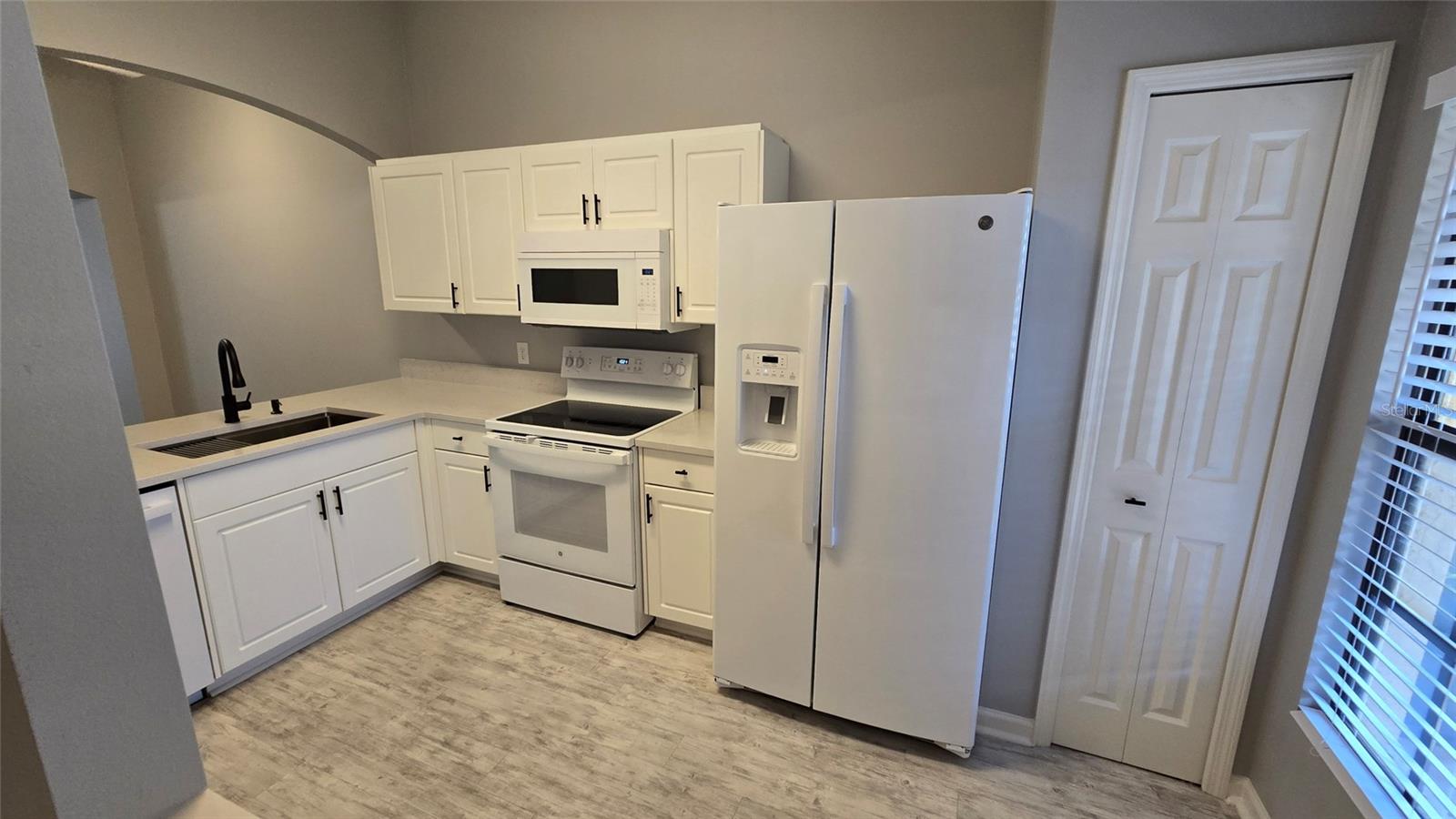 SONESTA WALK PH 02 I J O R-T & - Residential