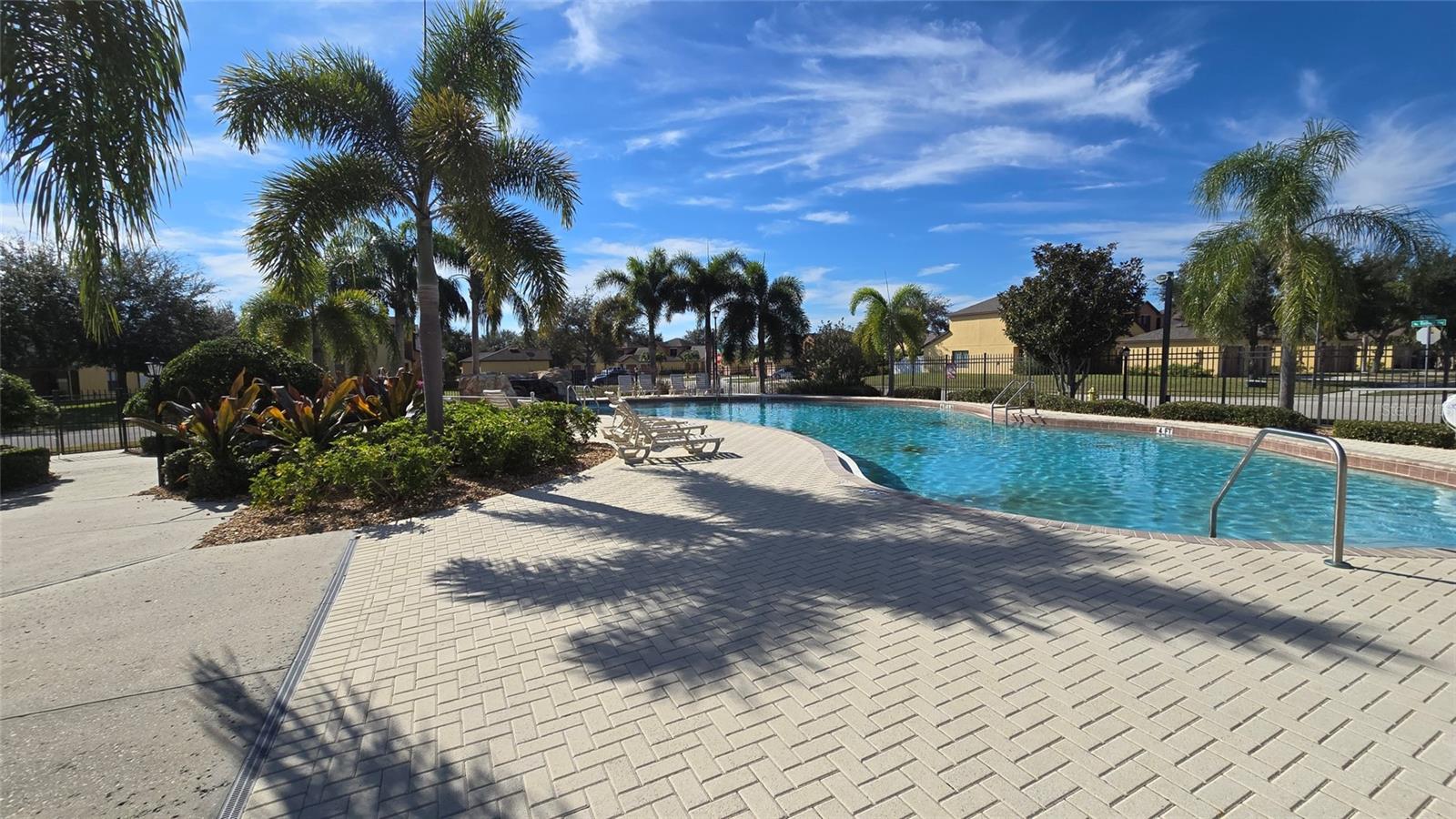 SONESTA WALK PH 02 I J O R-T & - Residential