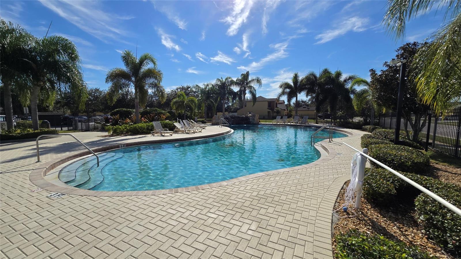 SONESTA WALK PH 02 I J O R-T & - Residential