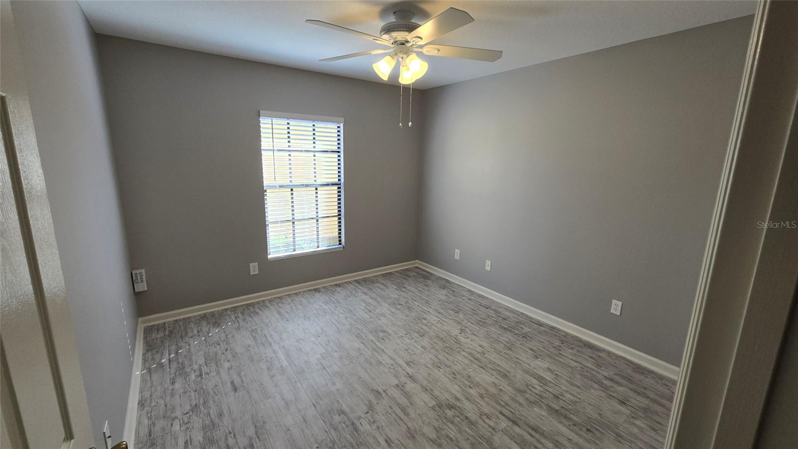 SONESTA WALK PH 02 I J O R-T & - Residential