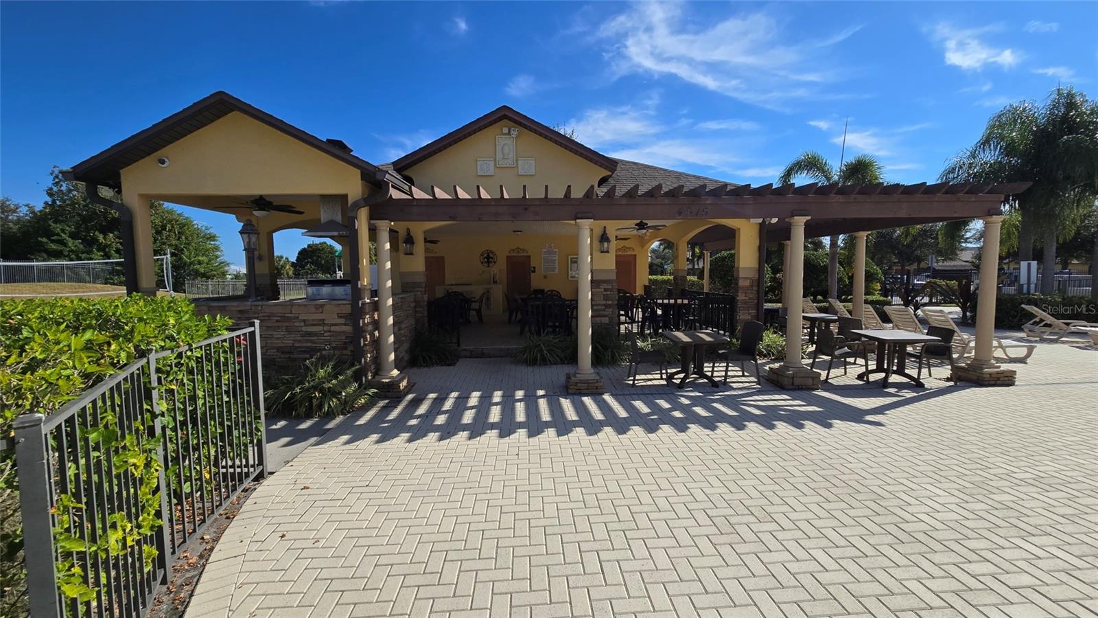 SONESTA WALK PH 02 I J O R-T & - Residential