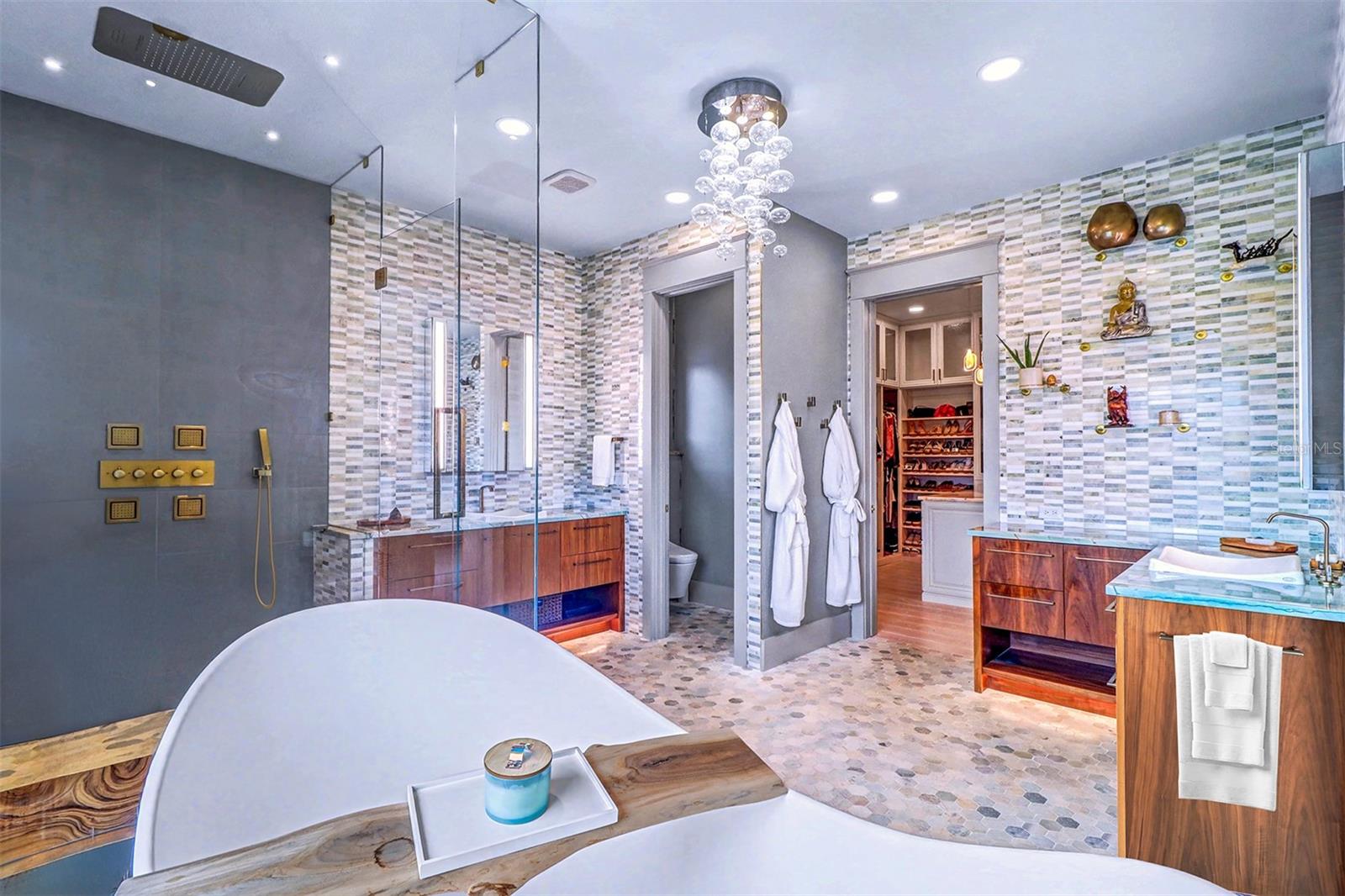 DOLPHIN CAY-PHASE 1 - Residential