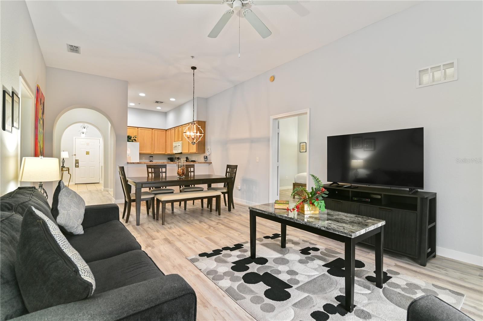 CARIBE COVE CONDO PH 4 - Residential