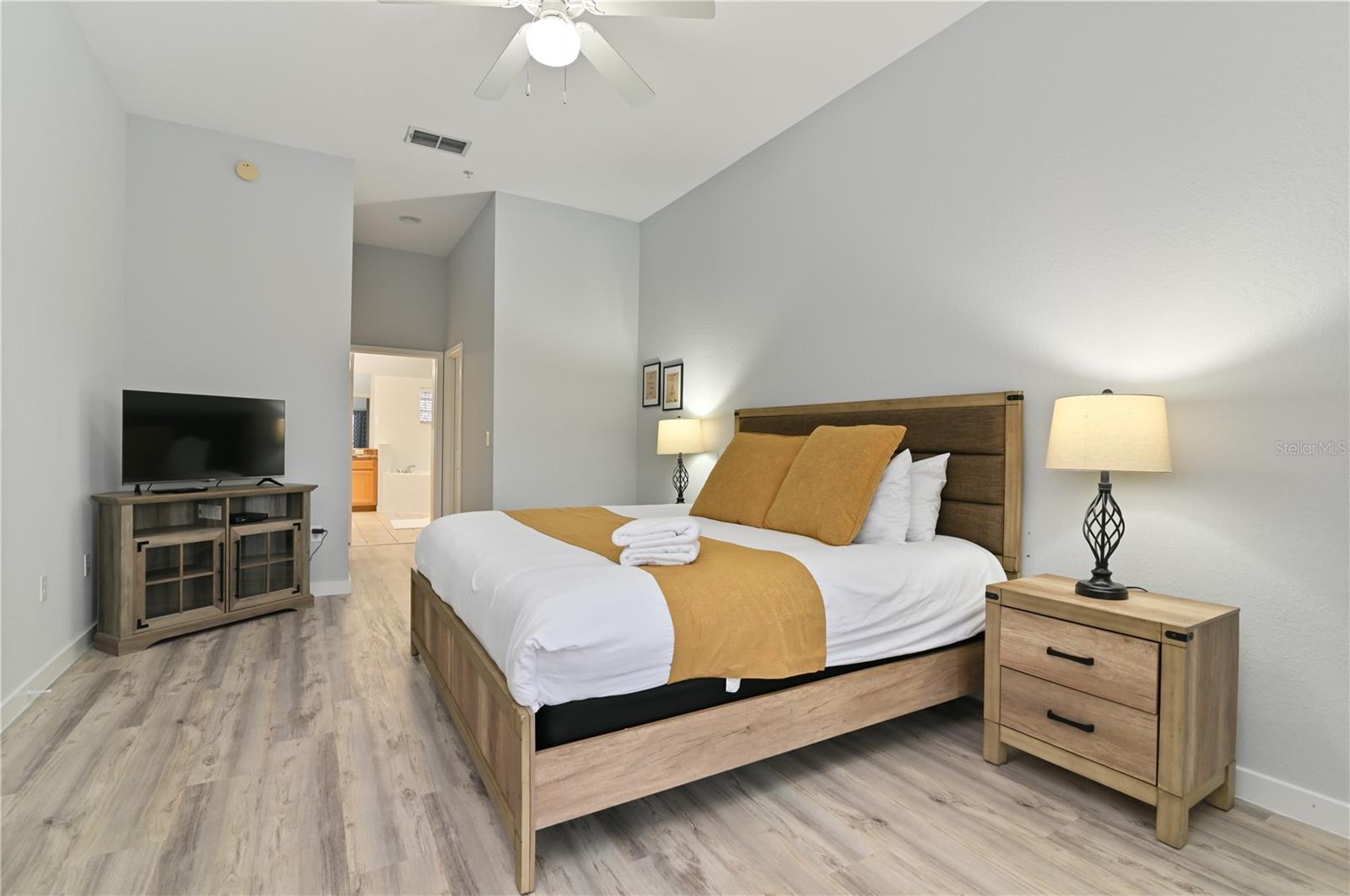 CARIBE COVE CONDO PH 4 - Residential