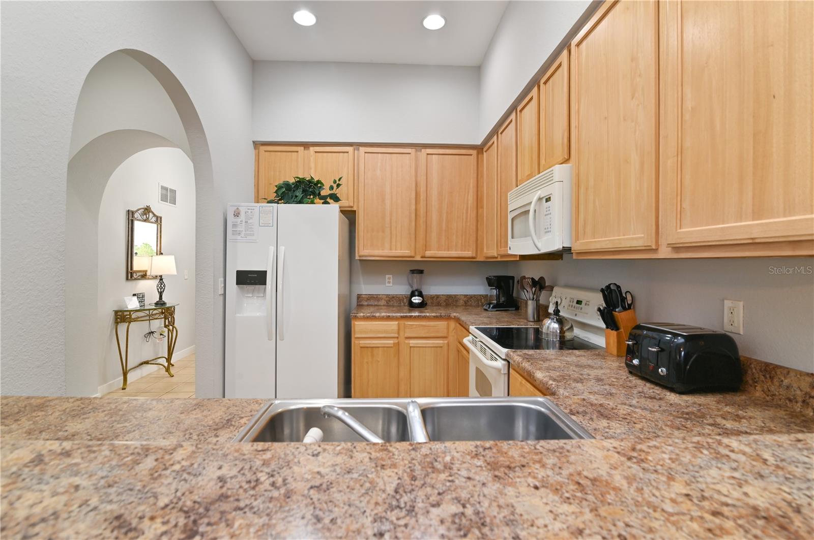 CARIBE COVE CONDO PH 4 - Residential