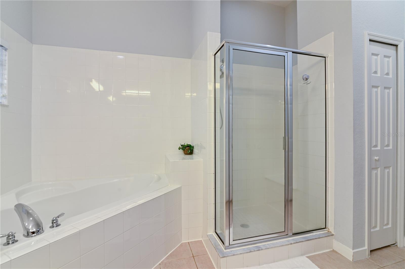 CARIBE COVE CONDO PH 4 - Residential