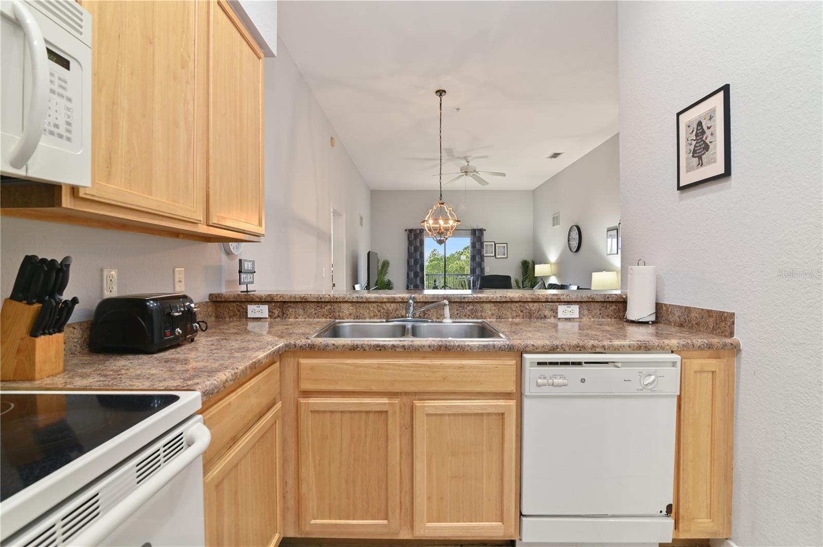 CARIBE COVE CONDO PH 4 - Residential