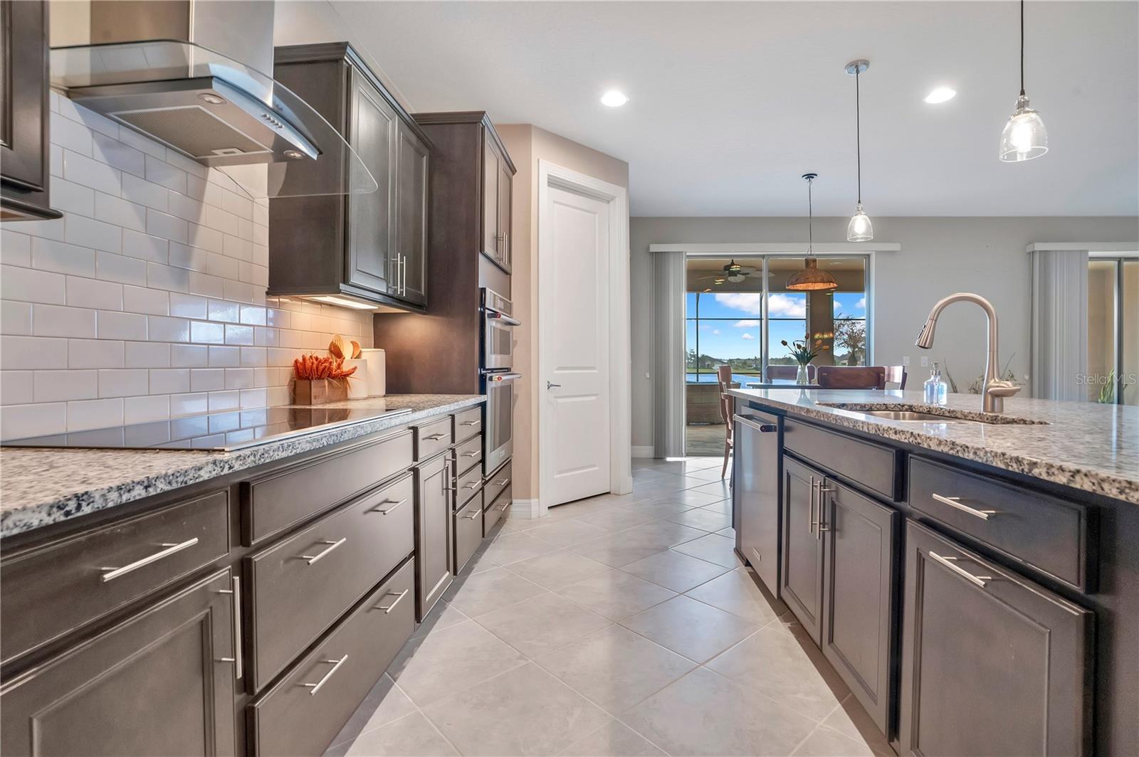 ESTATES/LK PICKETT-PH 1 - Residential