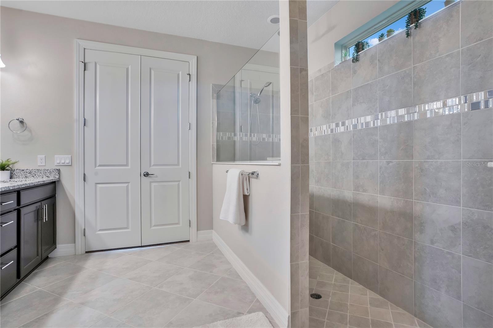 ESTATES/LK PICKETT-PH 1 - Residential