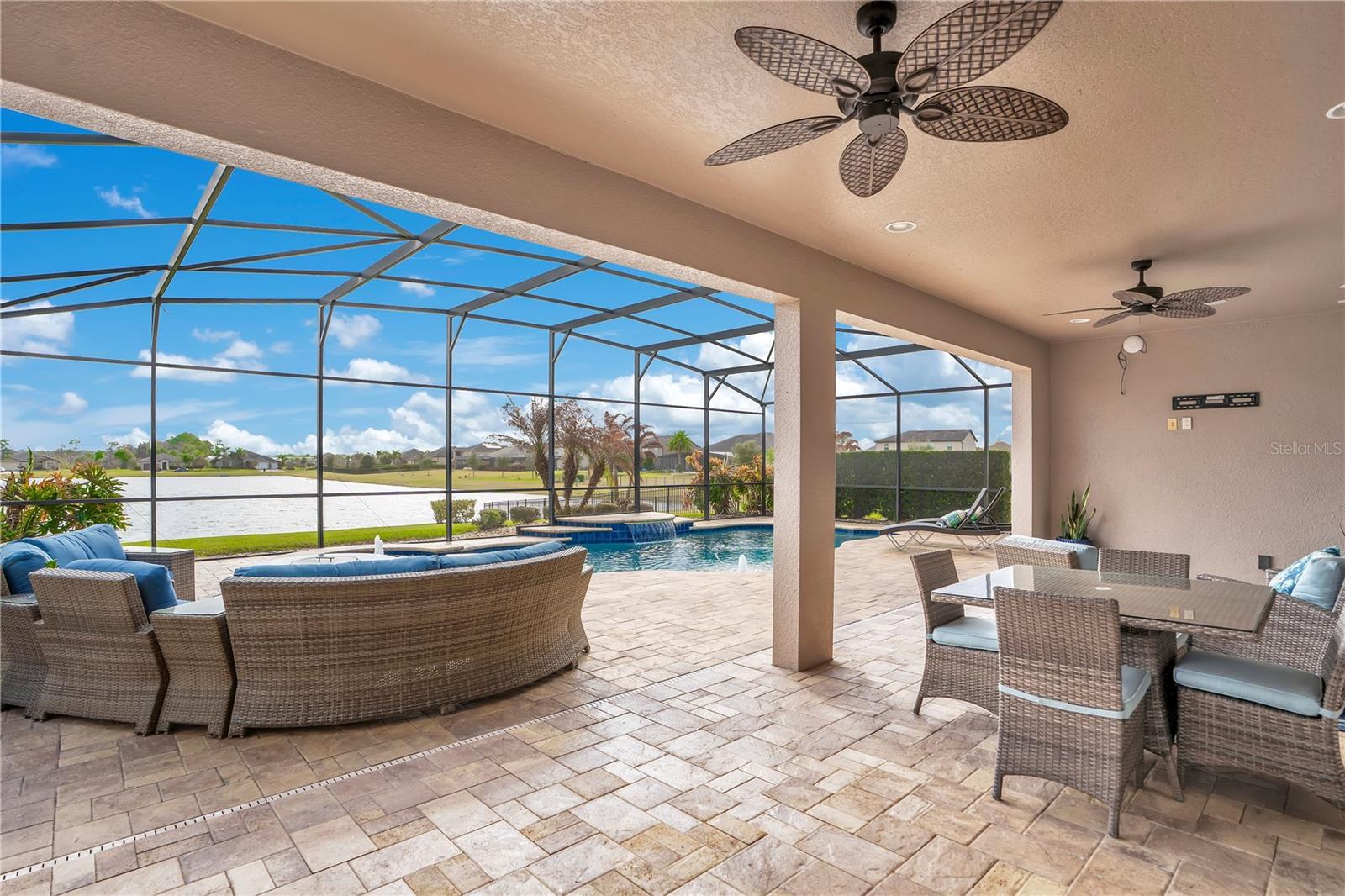 ESTATES/LK PICKETT-PH 1 - Residential