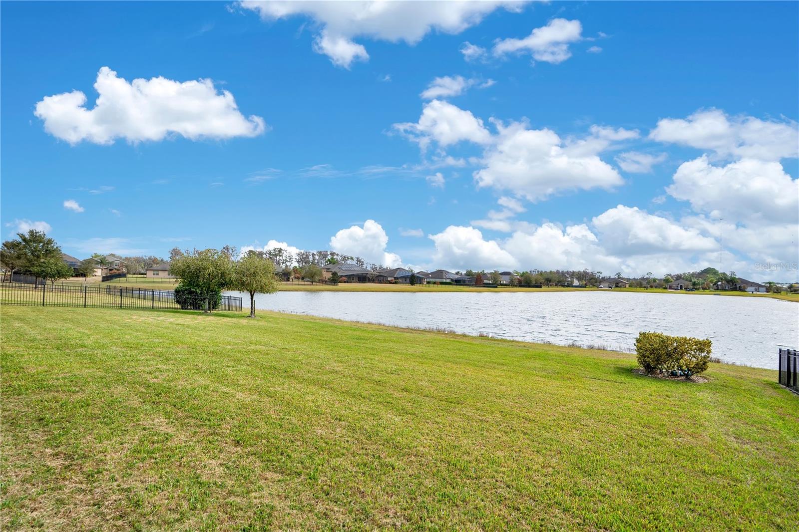 ESTATES/LK PICKETT-PH 1 - Residential