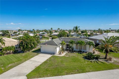 A home in PUNTA GORDA