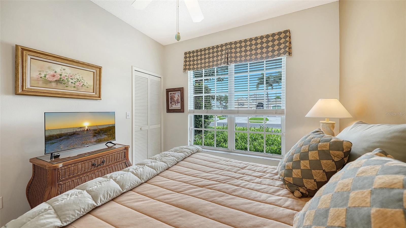 WELLINGTON CHASE - Residential