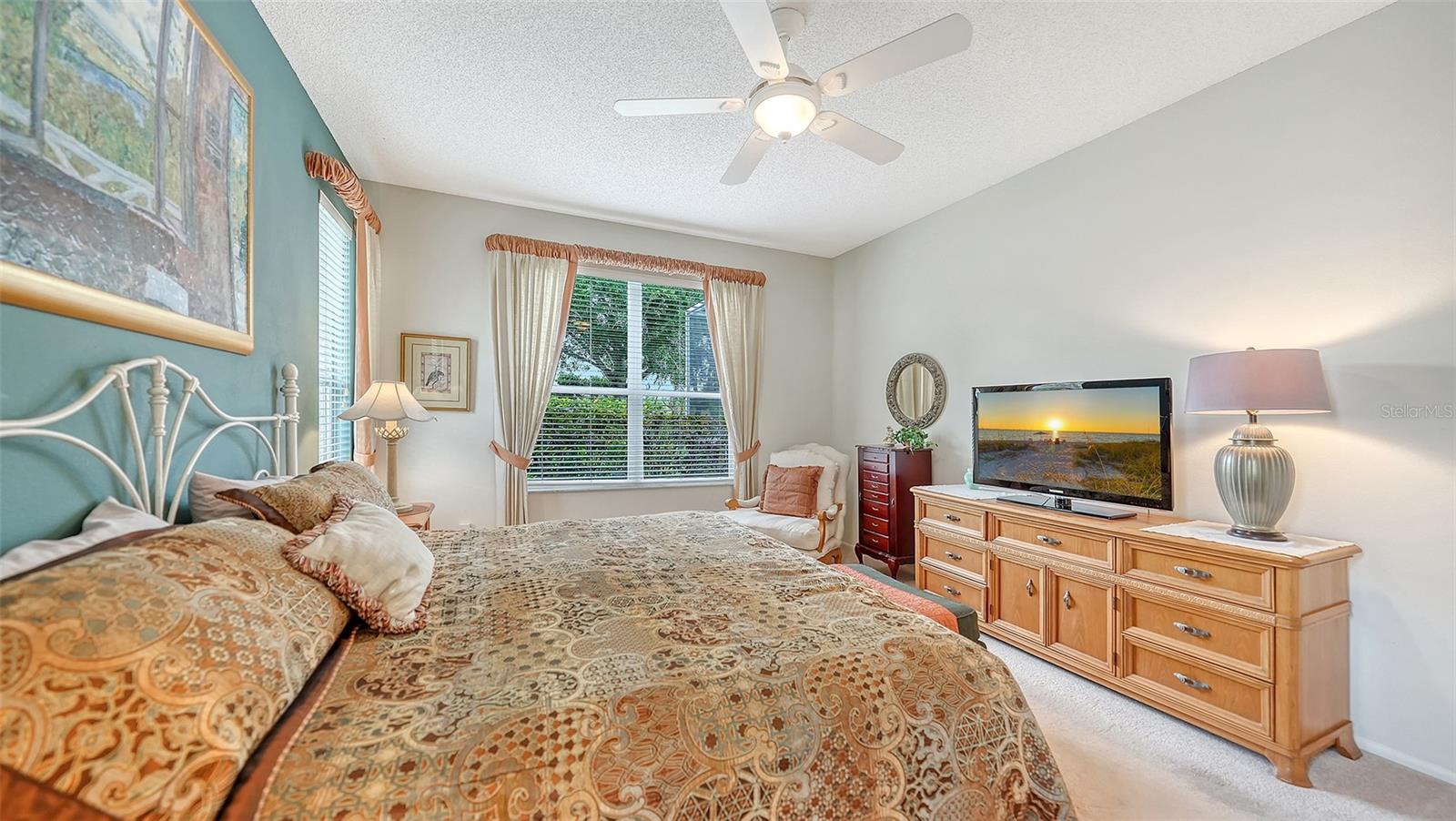 WELLINGTON CHASE - Residential