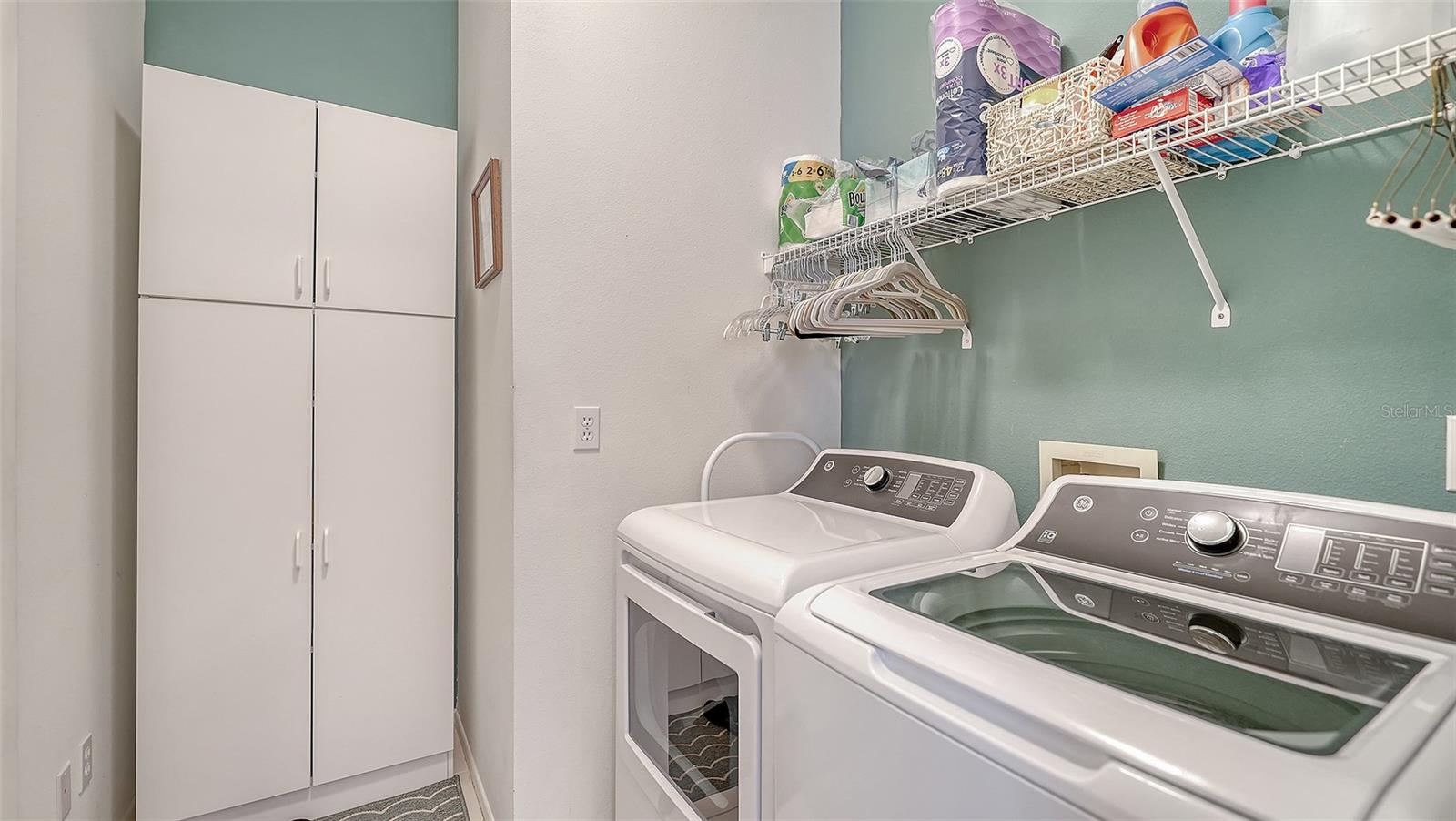 WELLINGTON CHASE - Residential