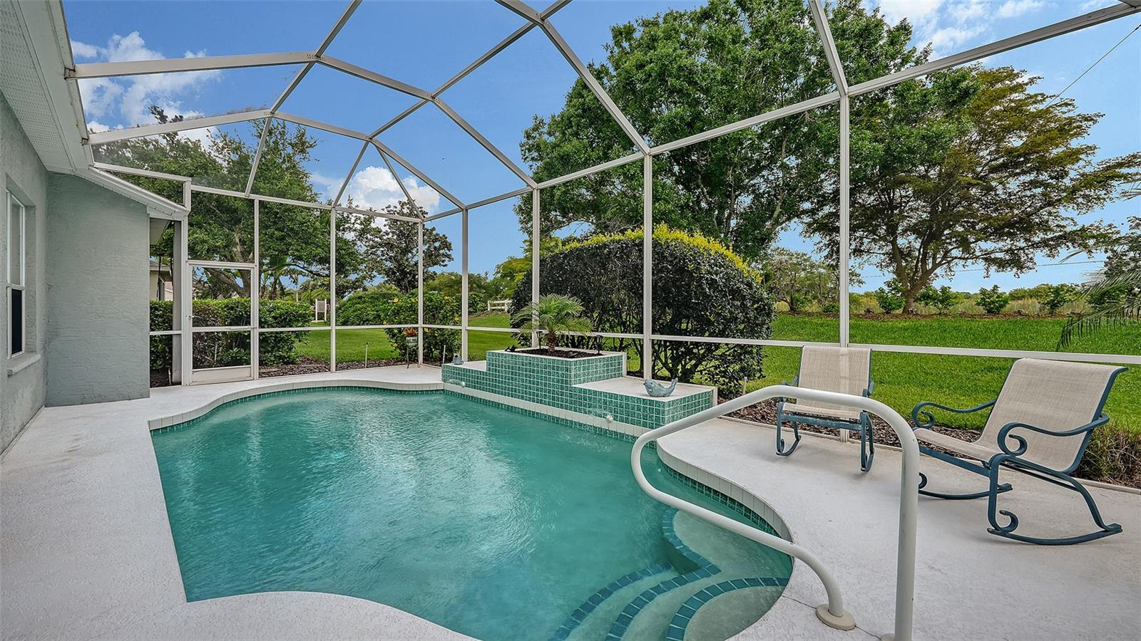 WELLINGTON CHASE - Residential