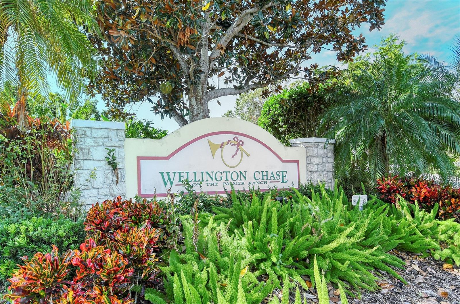 WELLINGTON CHASE - Residential