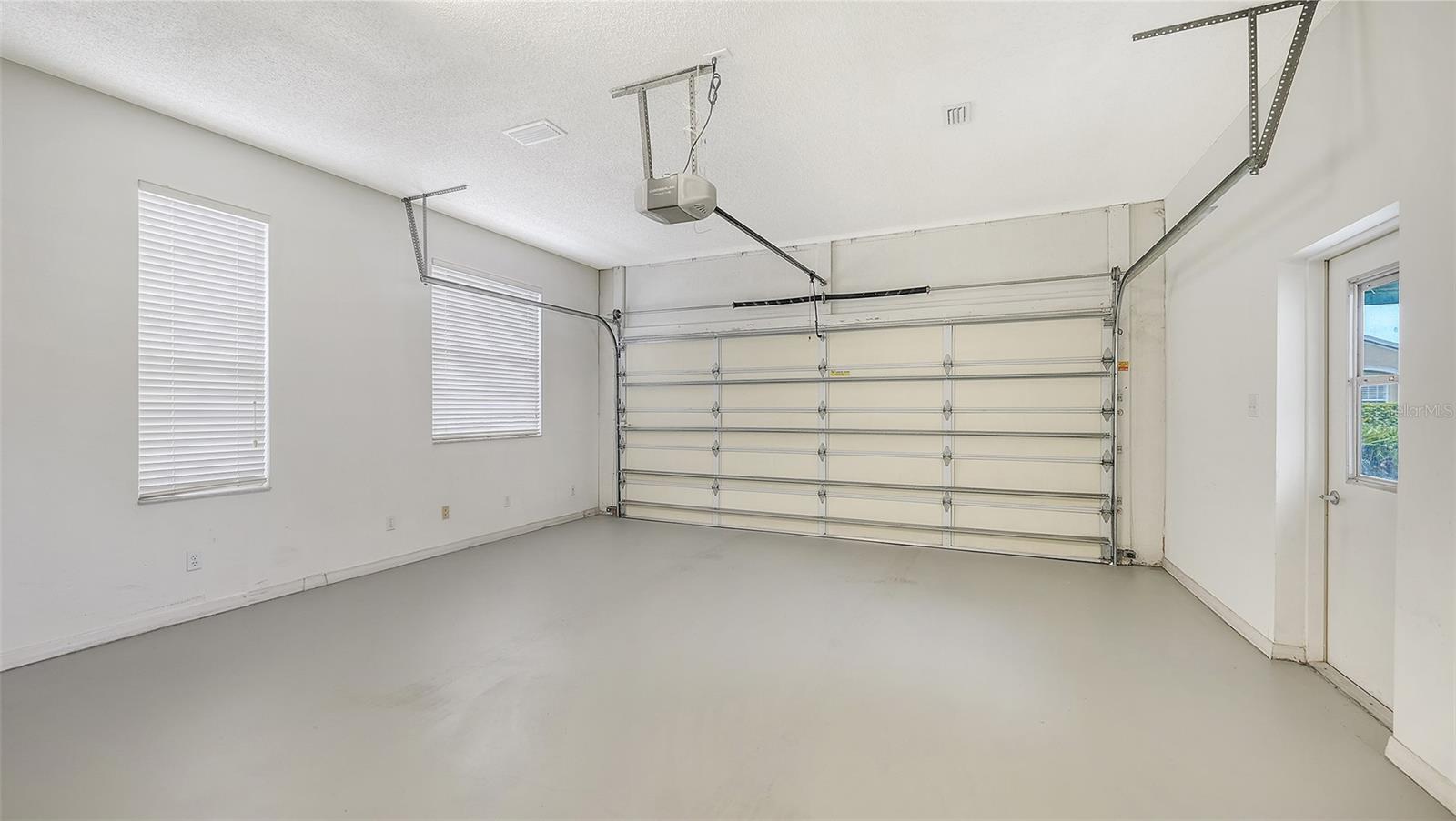 WELLINGTON CHASE - Residential