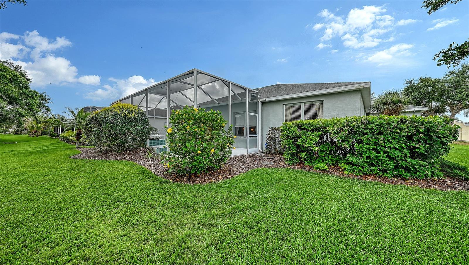 WELLINGTON CHASE - Residential