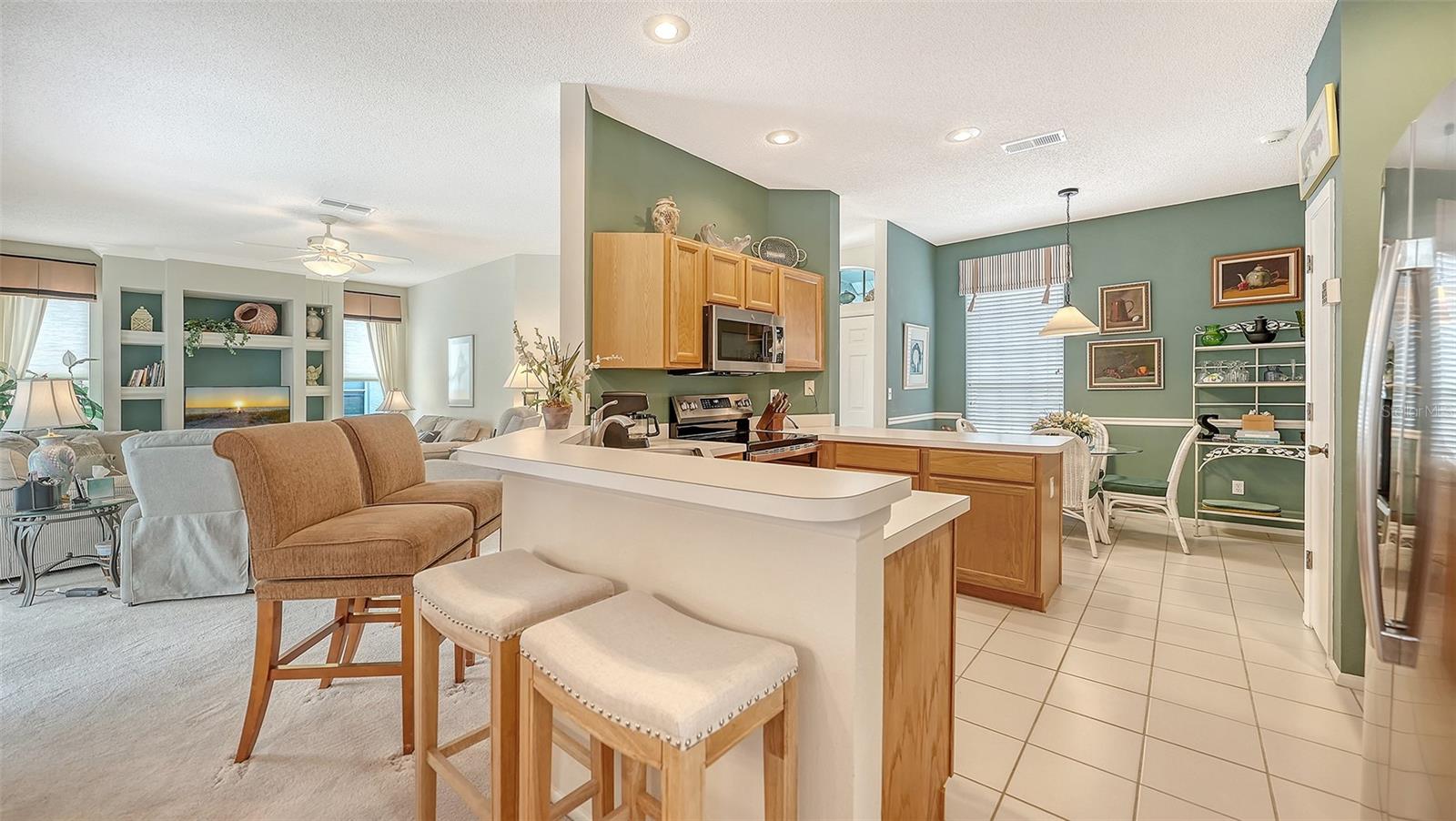 WELLINGTON CHASE - Residential