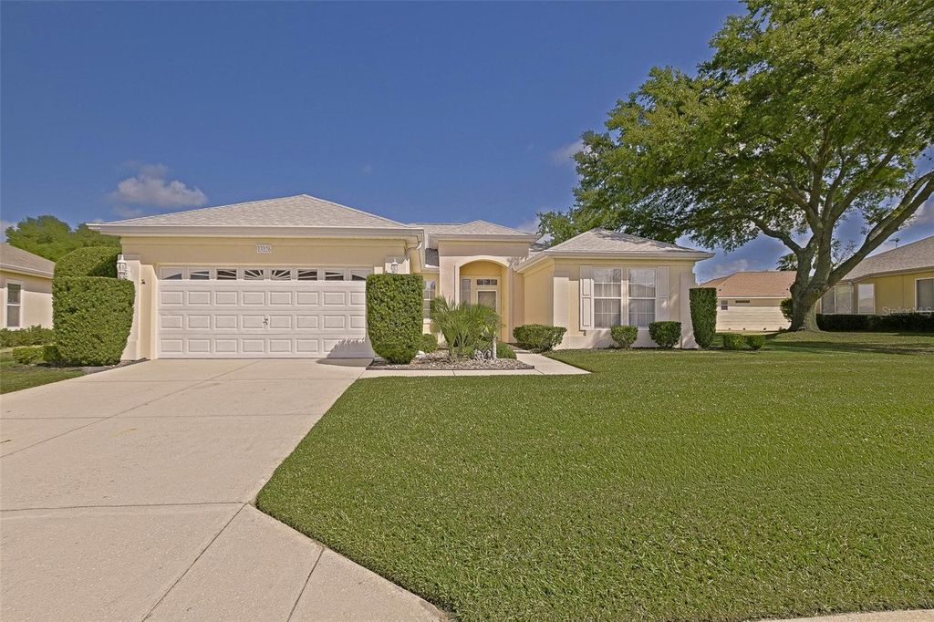 Photo of 13126 SE 93rd Terrace Road, Summerfield, FL 34491 (MLS # OM720596)
