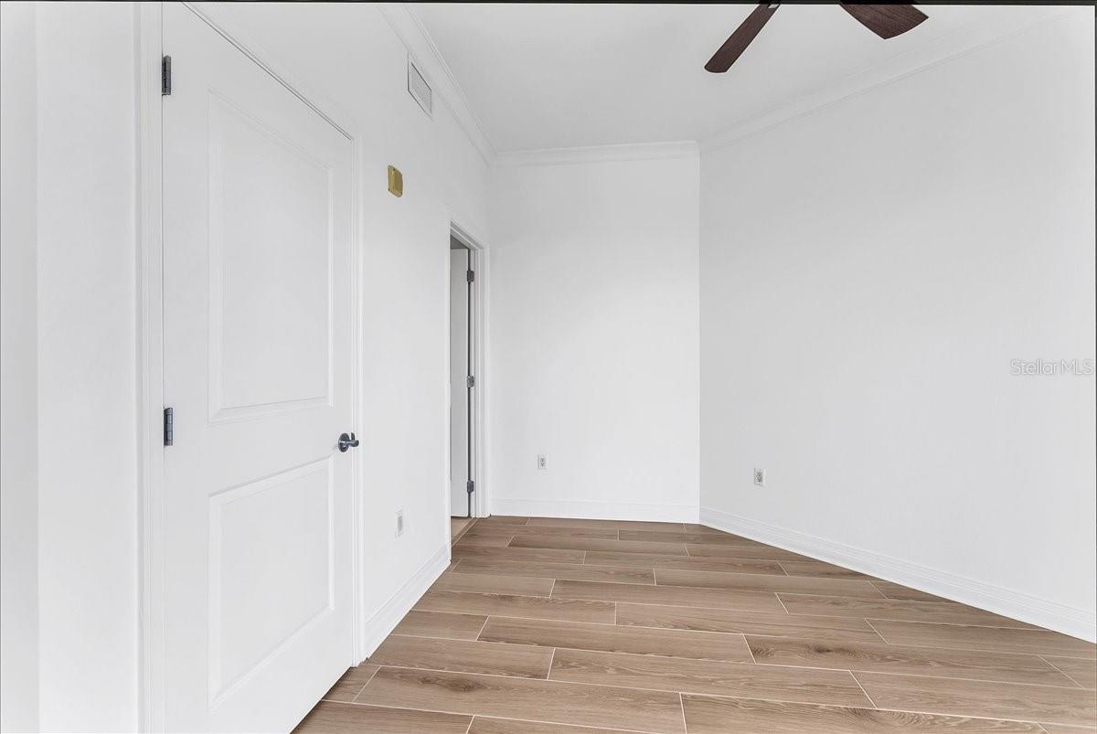 TOWERS OF CHANNELSIDE CONDOMIN - Residential Lease