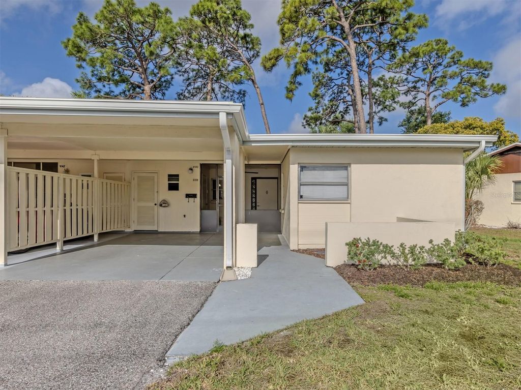 Photo of 6108 Green View Drive #143, Sarasota, FL 34231 (MLS # N6143757)