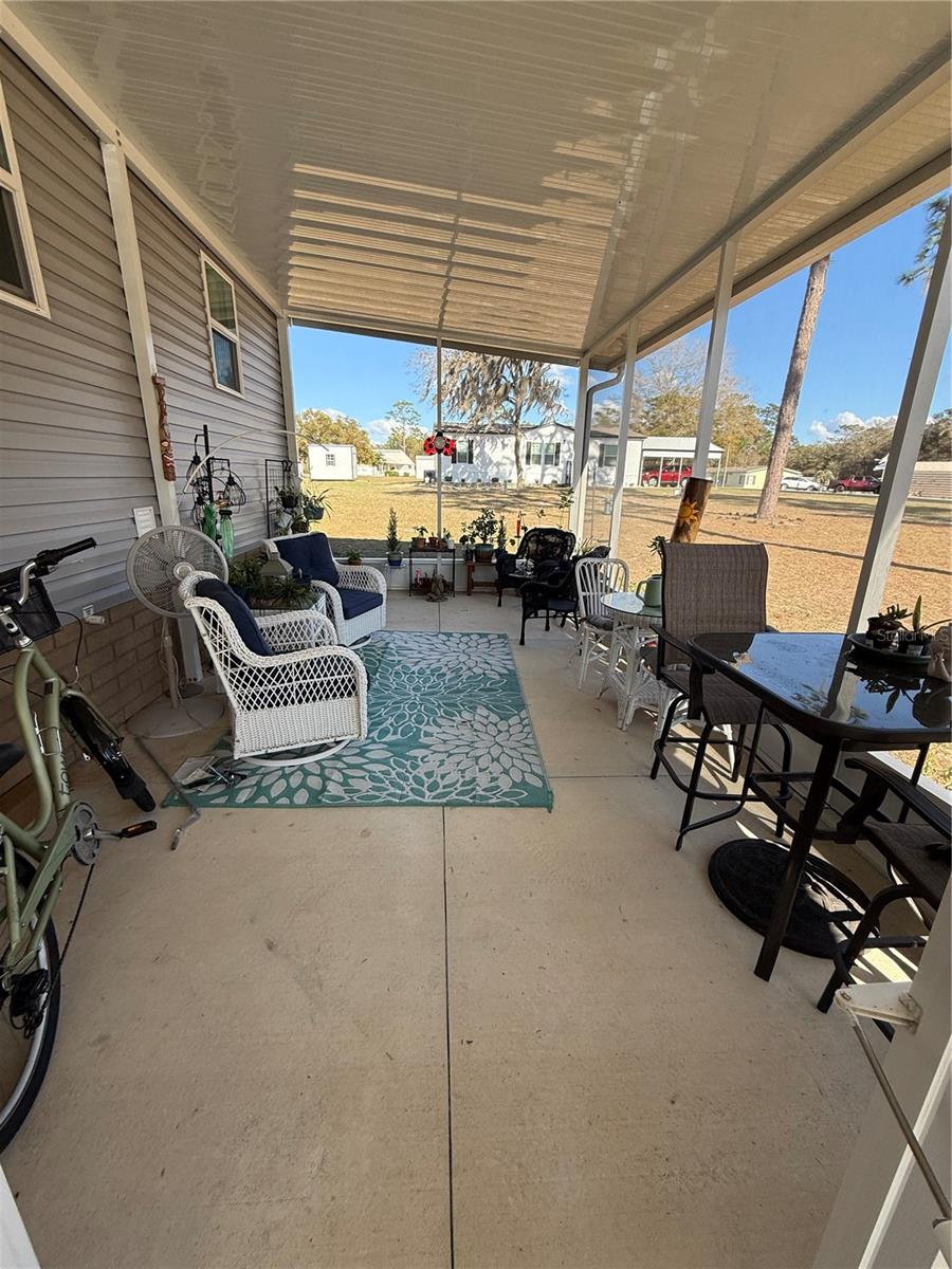 CRYSTAL POINTE UN #1 - Residential